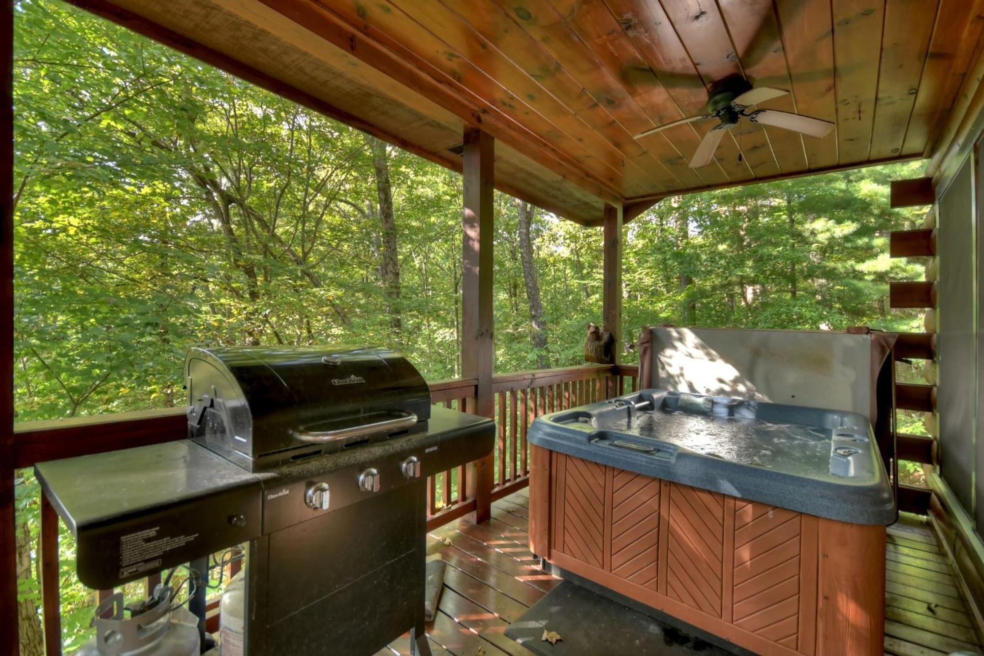 אלייז'ה Bearfoot Ridge Wood-Burning Fireplace Cozy Hot Tub Serene Views מראה חיצוני תמונה