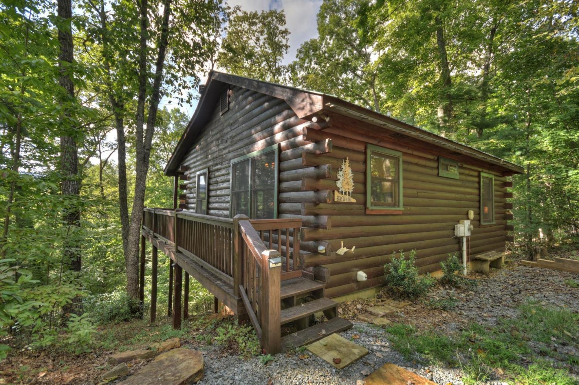 אלייז'ה Bearfoot Ridge Wood-Burning Fireplace Cozy Hot Tub Serene Views מראה חיצוני תמונה