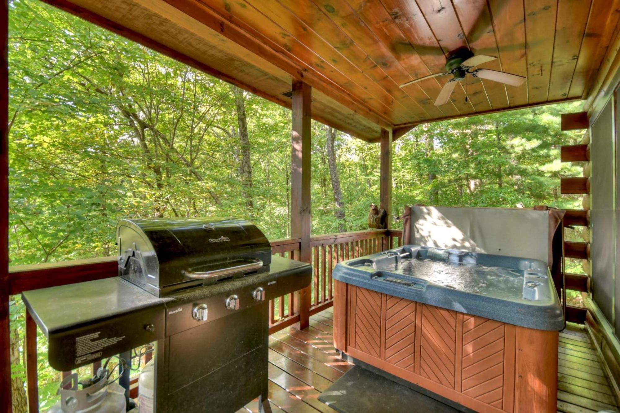 אלייז'ה Bearfoot Ridge Wood-Burning Fireplace Cozy Hot Tub Serene Views מראה חיצוני תמונה