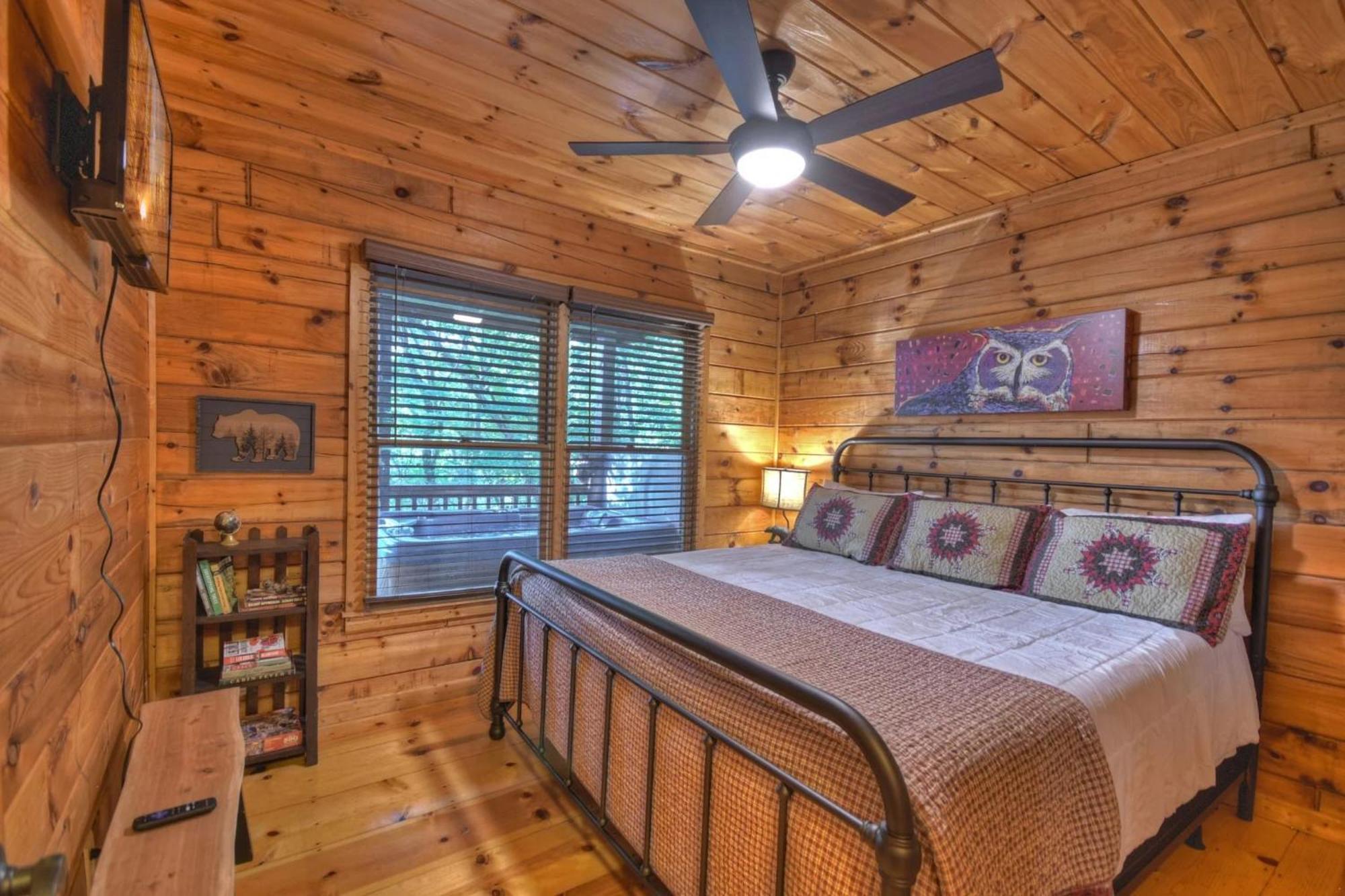אלייז'ה Bearfoot Ridge Wood-Burning Fireplace Cozy Hot Tub Serene Views מראה חיצוני תמונה